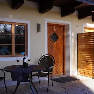 https://ferienwohnung-am-feldbach.com-bavaria.com
